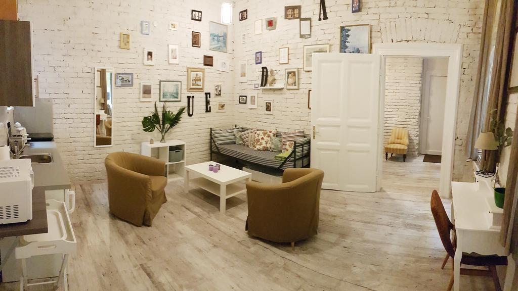 בודפשט Bpr Wolf Apartment With Terrace מראה חיצוני תמונה